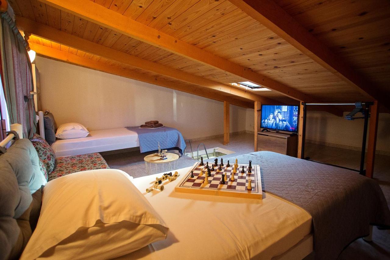 Holiday House Ioanna 2 - Loft Nea Peramos  Luaran gambar