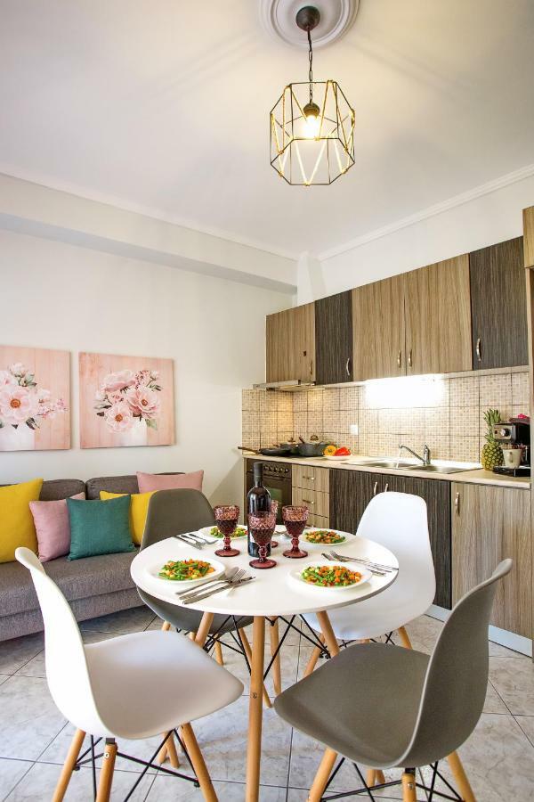 Holiday House Ioanna 2 - Loft Nea Peramos  Luaran gambar
