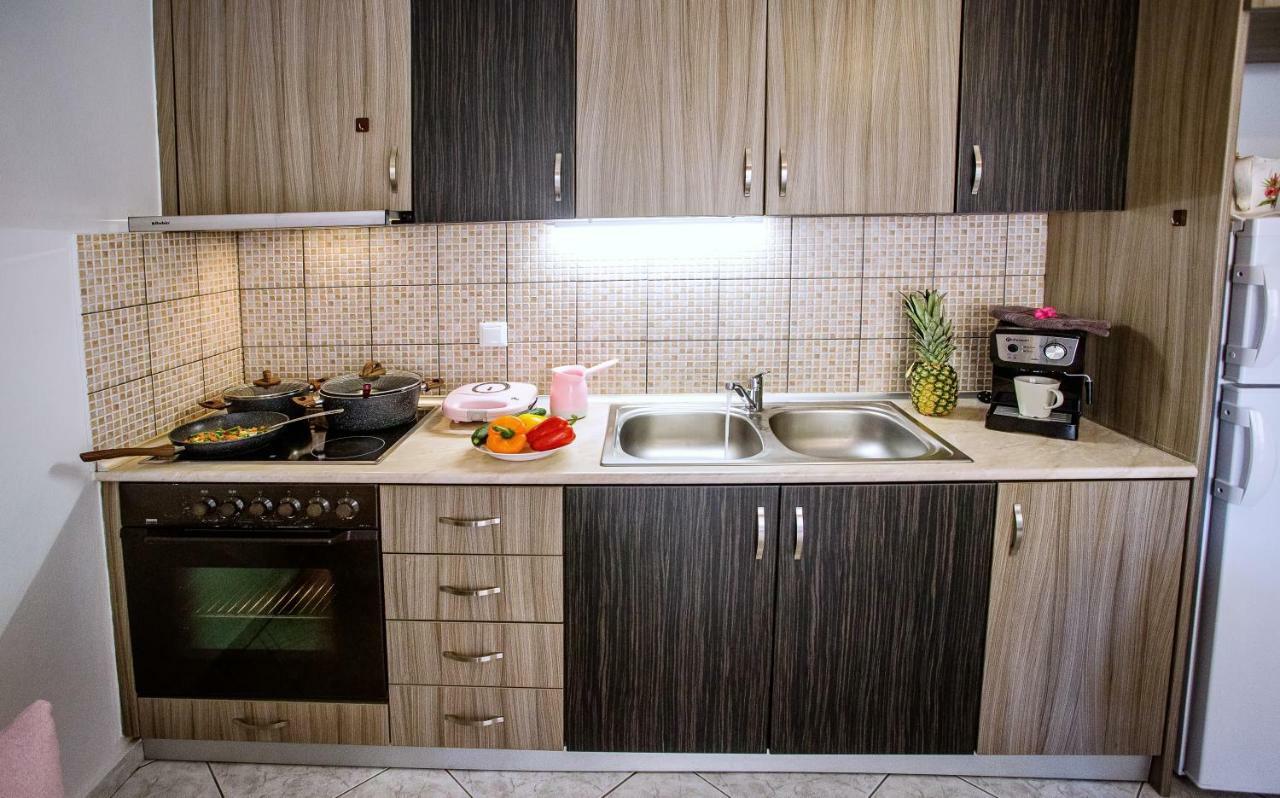Holiday House Ioanna 2 - Loft Nea Peramos  Luaran gambar